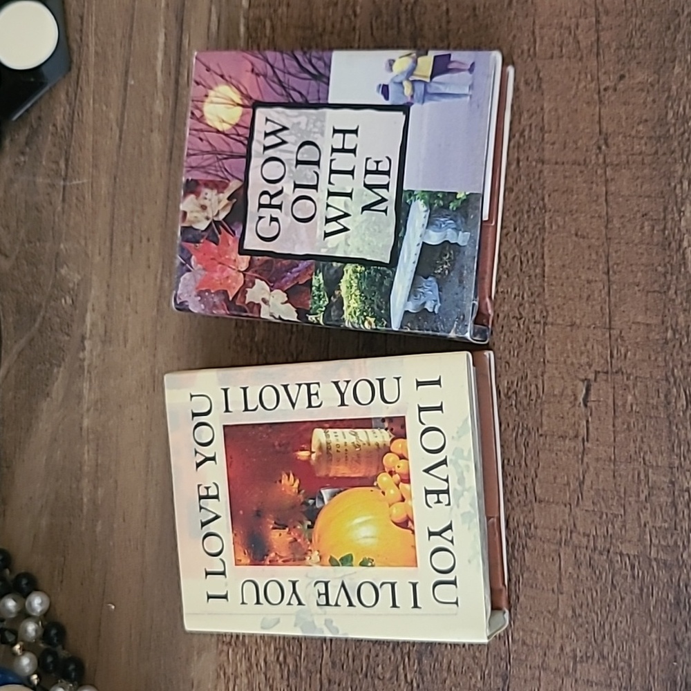 10/$10 or FREE with Bundle | Mini Quote Books